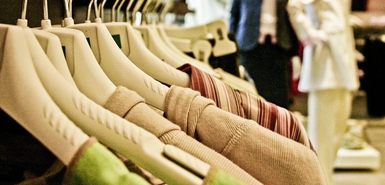 Green Threads: Your Practical Guide to Eco-Friendly Clothes